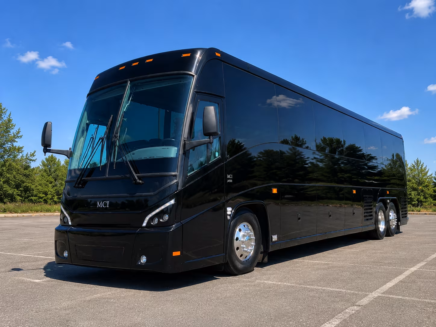 shuttle your guests between downtown worcester hotels and your venue with ease