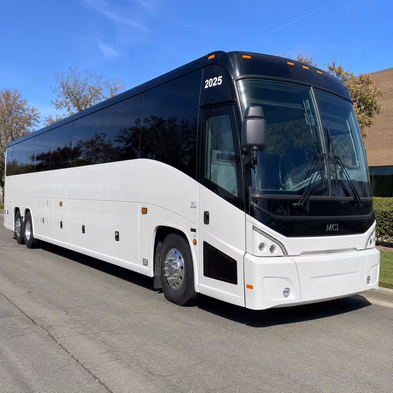 you ll love how easy worcestercoachbuscompany com makes wpi and holy cross corporate recruiting shuttles
